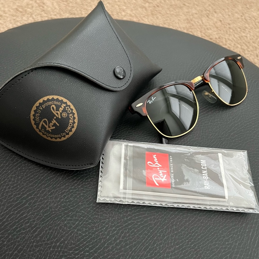 Ray-Ban Clubmaster Sunglasses W0366 Classic Tortoise